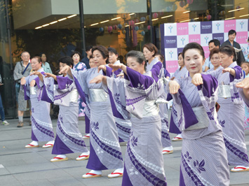 鴨台盆踊り