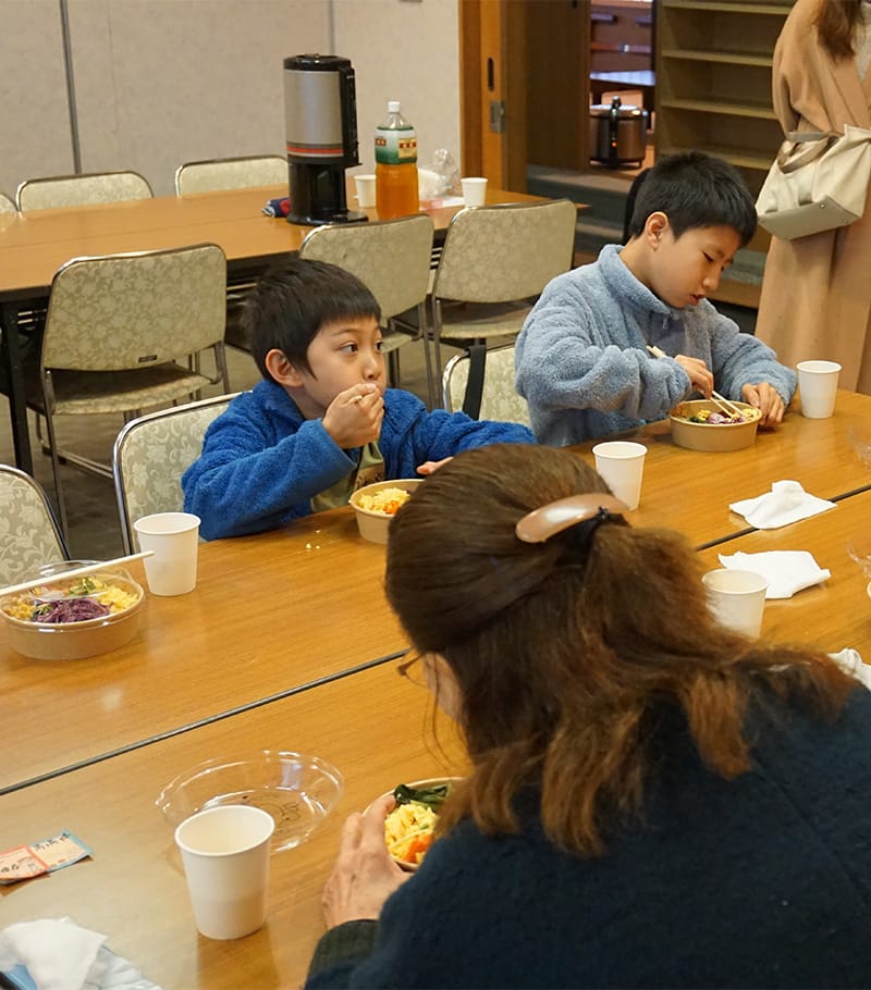 奨学金を活用して「子ども食堂」開設