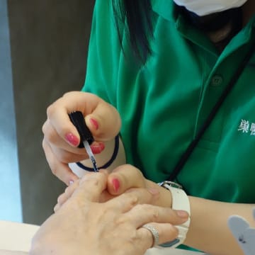 新しい福祉の提案「巣鴨笑店街カフェ」